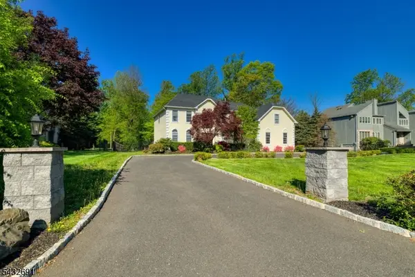 18 Downingtown Ct, Warren Twp., NJ 07059