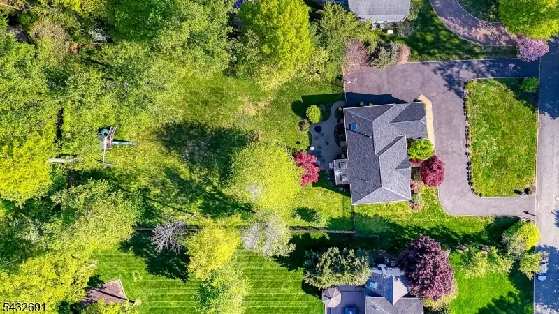 18 Downingtown Ct, Warren, NJ 07059 - #2