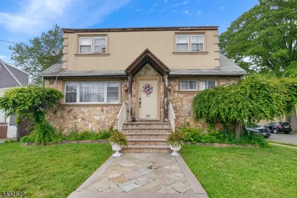 200 Bradford Ave, Linden City, NJ 07036