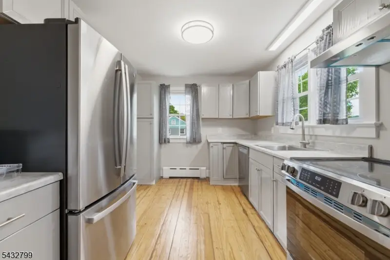 6 Highland Ave, Flemington, NJ 08822 - #2