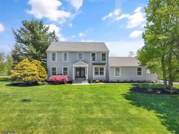 22 Lauren Ln, Vernon Twp., NJ 07461