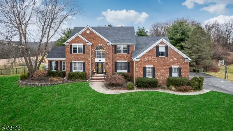 6 Fieldcrest Dr, Mount Olive, NJ 07828 - #1