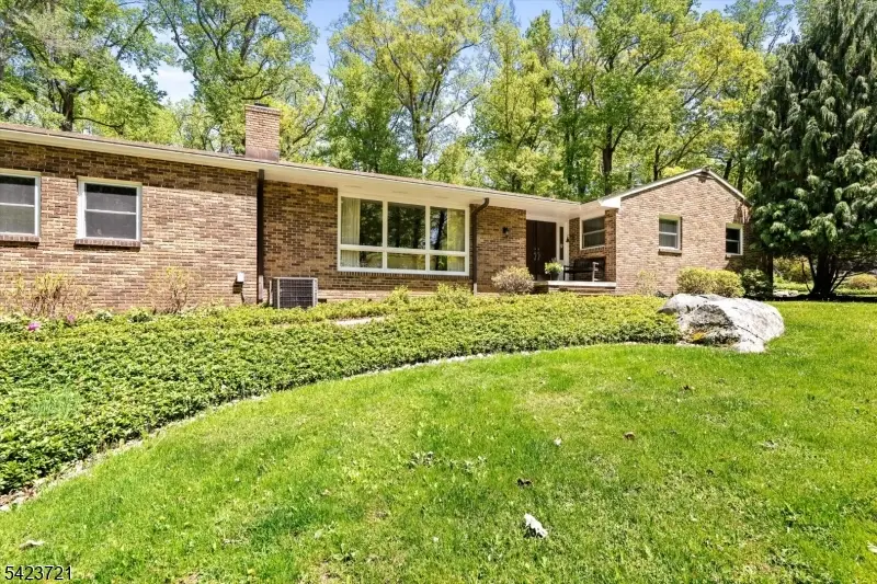 98 Snydertown Rd, Hopewell, NJ 08525 - #3