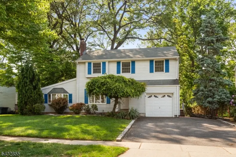 557 Monroe Ct, River Edge, NJ 07661 - #2