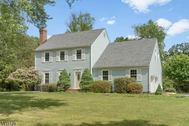 27 Tall Cedar Ct, Montgomery, NJ 08502 - #2