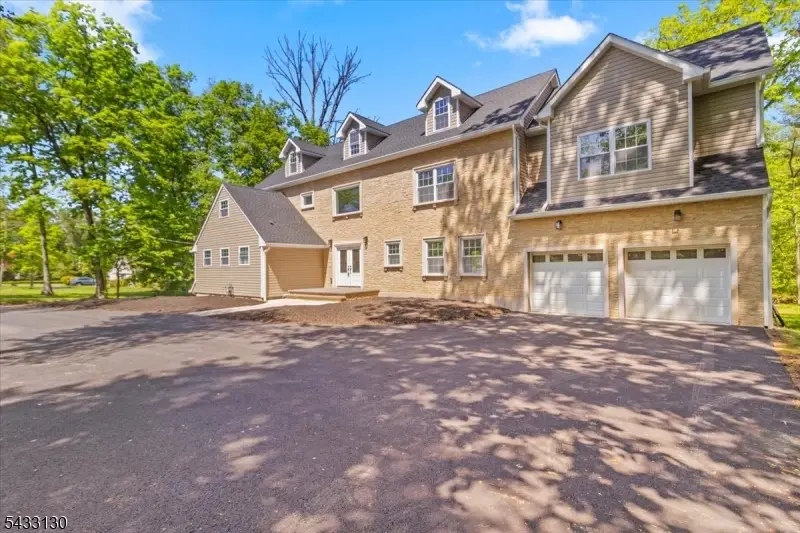 28 King George Rd, Warren, NJ 07059 - #3