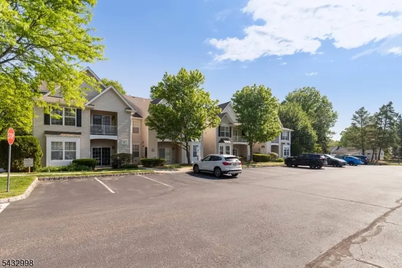 277 Winthrop Dr, Butler, NJ 07405 - #3