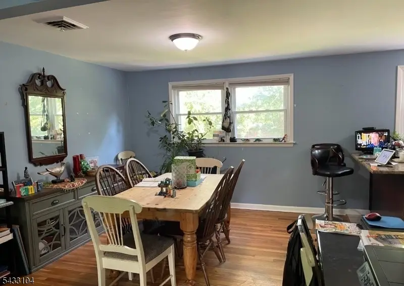 10 Falcon Ct, Livingston, NJ 07039 - #3