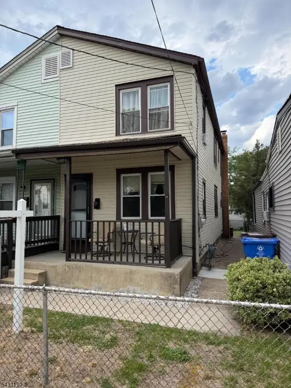 219 Taylor St, Riverside Twp., NJ 08075