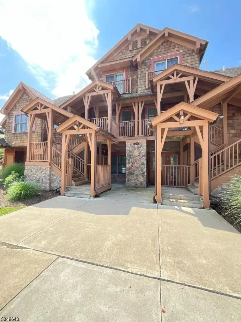 4 Maple Cres Unit 22, Vernon Center, NJ 07462 - #1