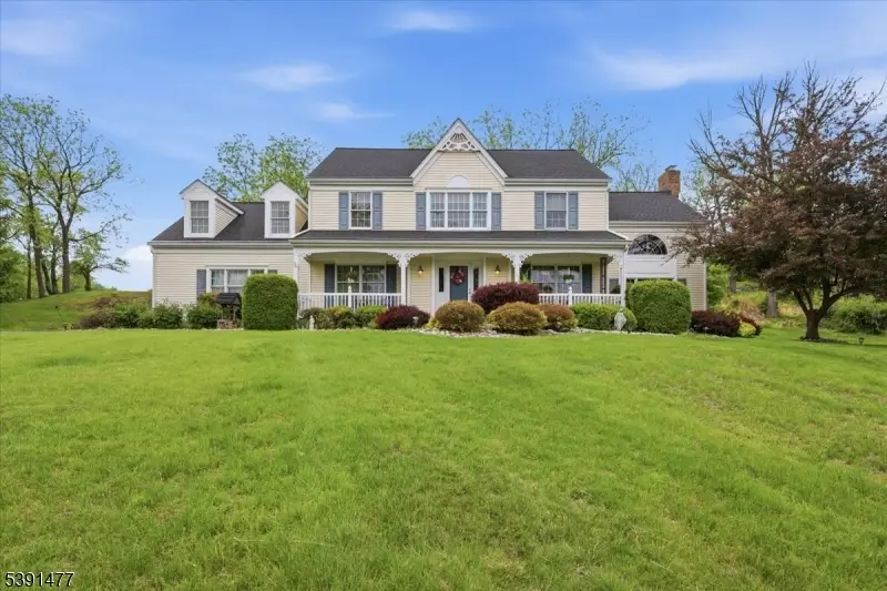 42 Copper Penny Rd, Raritan, NJ 08822 - #1