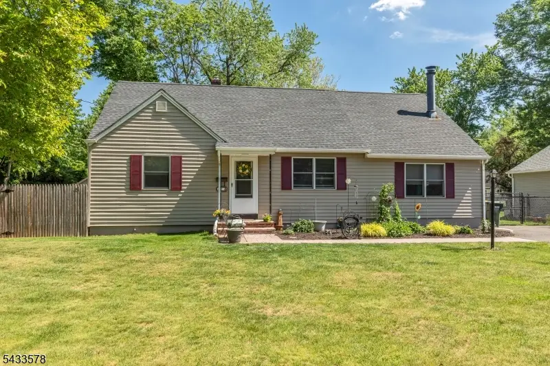 1 Edgar Ave, Dunellen, NJ 08812 - #1