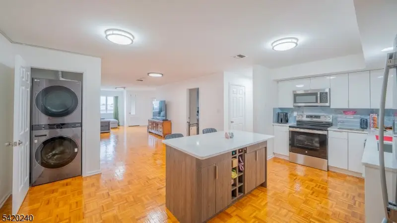 41-51 Wilson Ave #4i, Newark, NJ 07105 - #1