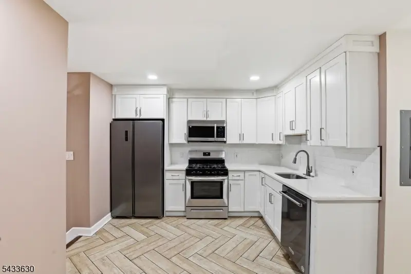 194 Hillside Ave, Newark, NJ 07108 - #1