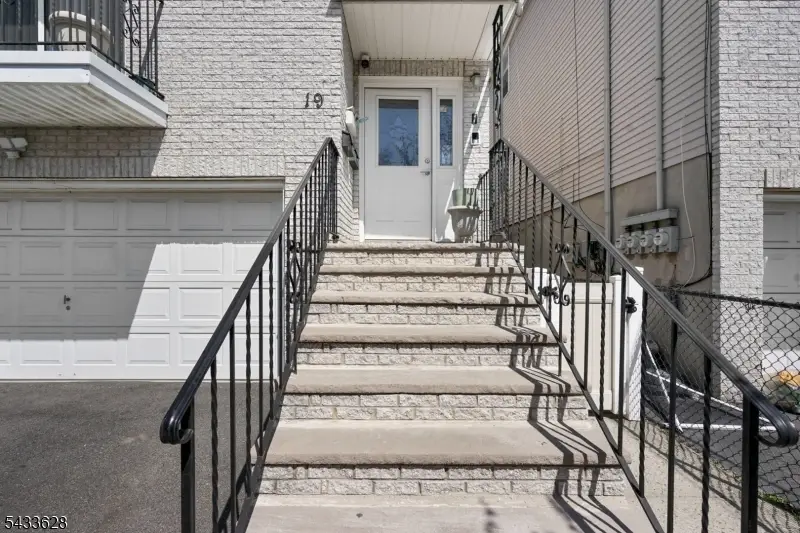 19 Halleck St, Newark, NJ 07104 - #2