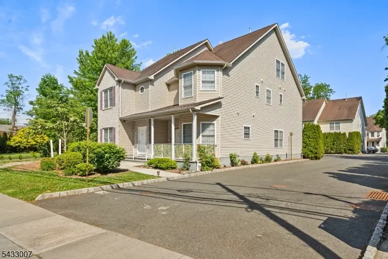708 E Front St #2, Plainfield, NJ 07060 - #2