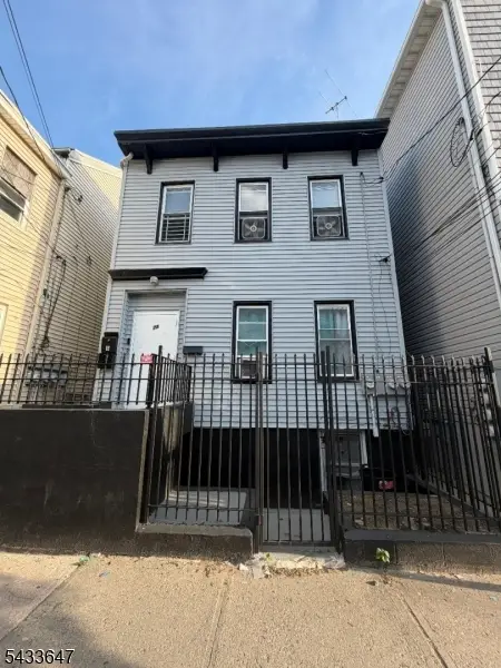 78 16th Ave, Paterson, NJ 07501 - #1