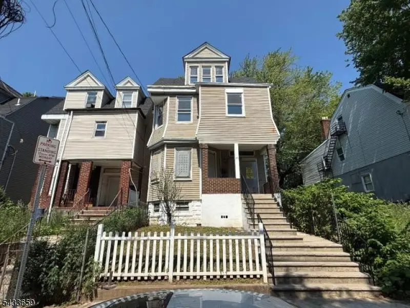 27 Seymour Ave, Newark, NJ 07108 - #1