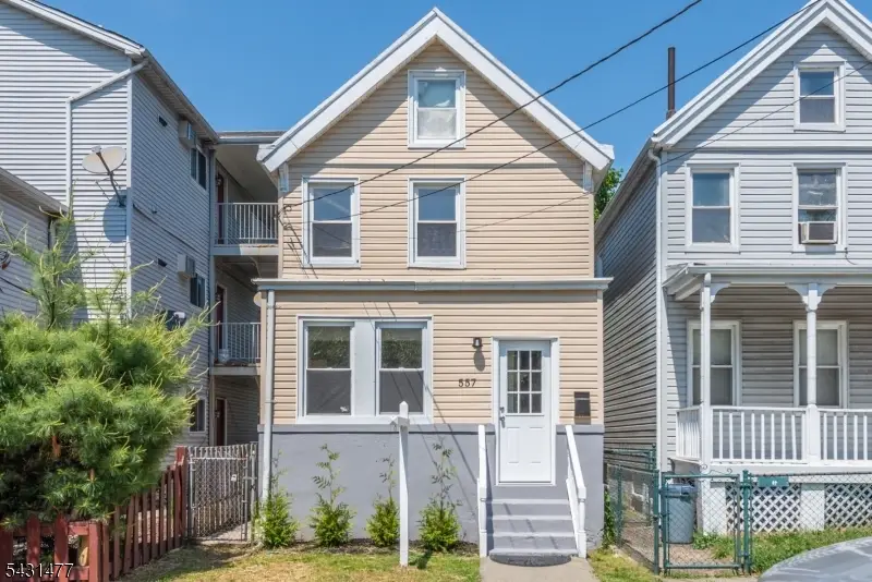 557 Christopher St, City Of Orange, NJ 07050 - #1