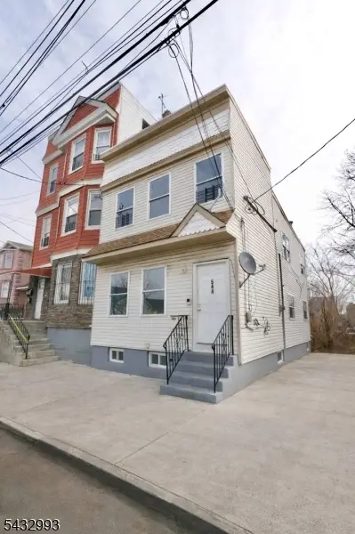 544 S 11th St, Newark, NJ 07103 - #1