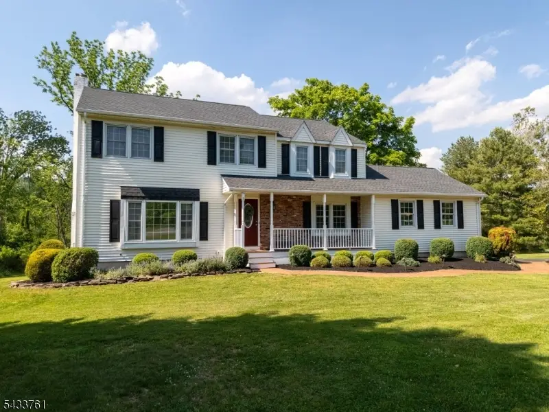 301 Heritage Dr, Readington, NJ 08889 - #2