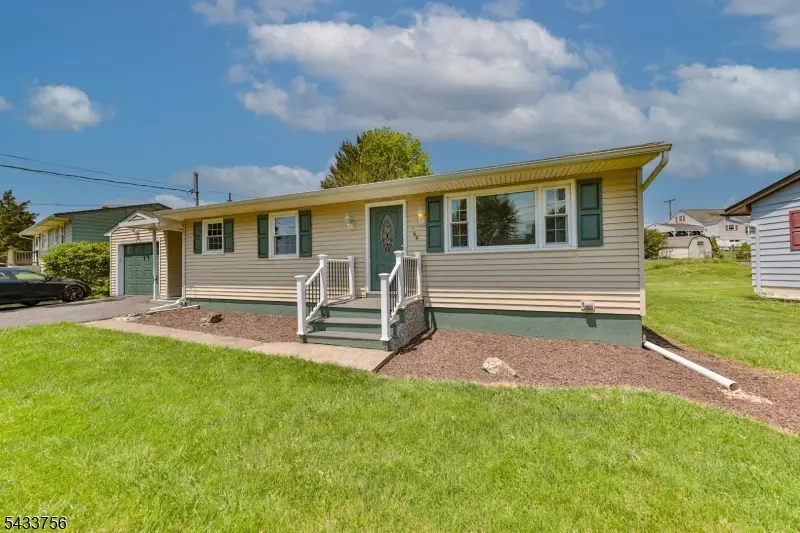 164 Carpentersville Rd, Phillipsburg, NJ 08865 - #2