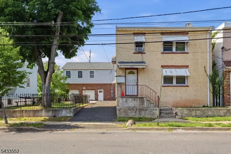 1231 Union St, Linden, NJ 07036 - #1