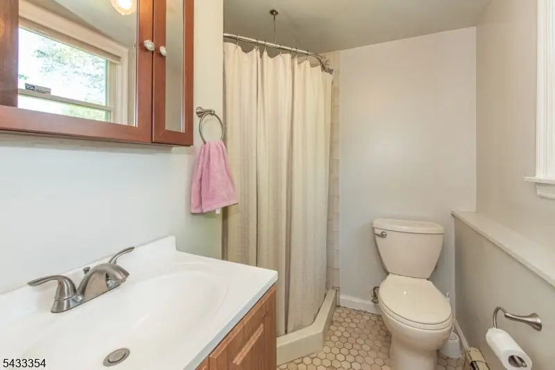 34 Terhune St, East Hanover, NJ 07936 - #2
