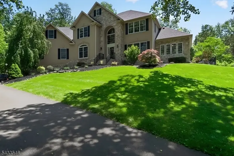 41 Sutton Farm Rd, Delaware, NJ 08822 - #2