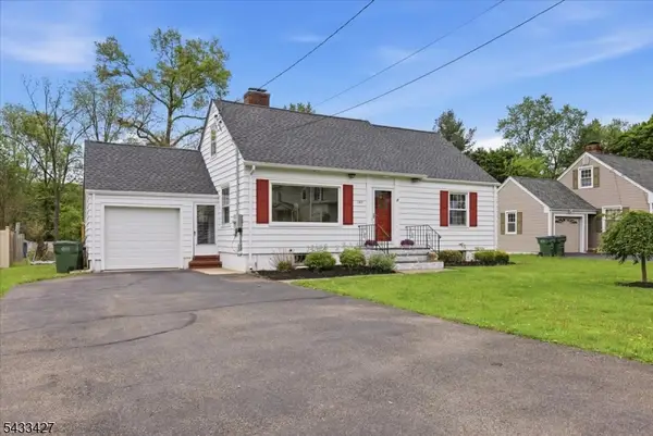 147 Main St, Lebanon Boro, NJ 08833