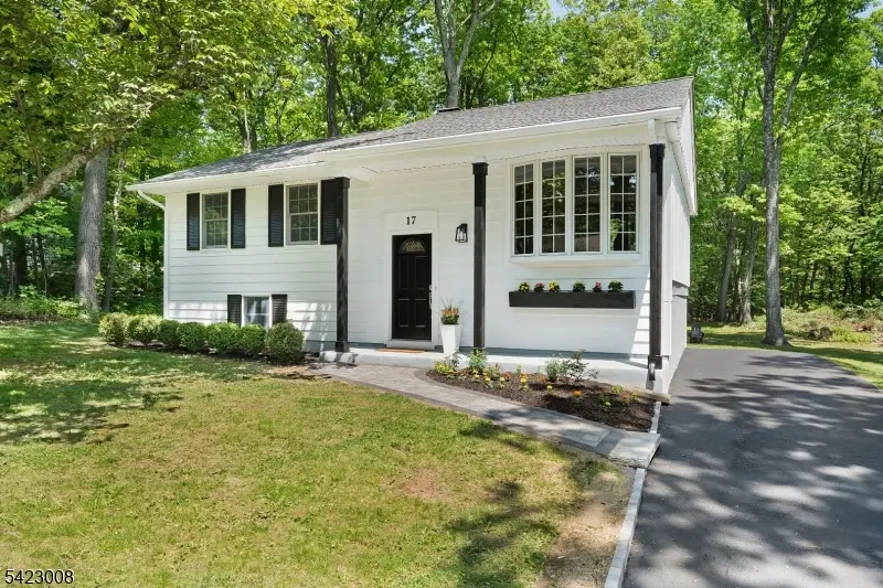 17 Elm St, Stanhope, NJ 07874 - #3