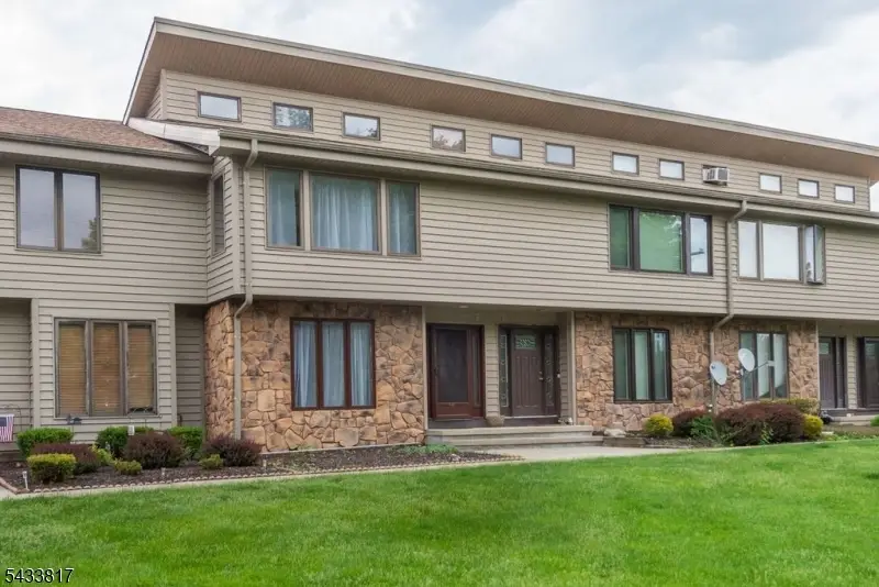 131 Mcpeek Rd, Andover, NJ 07848 - #2