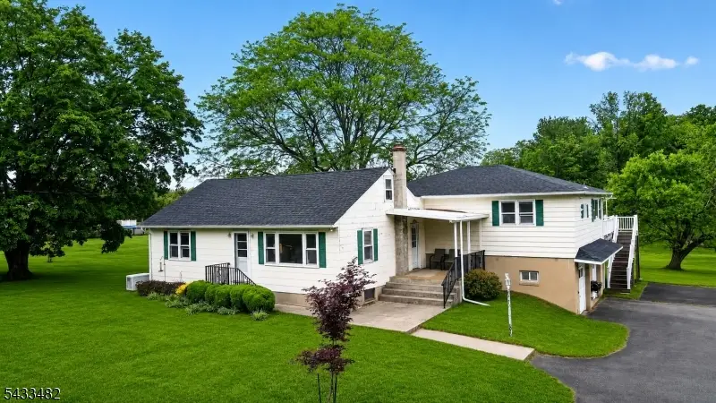 127 Hillcrest Rd, Readington, NJ 08822 - #1