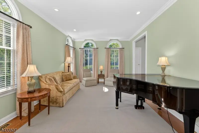 9 Haven Hill Rise, Raritan, NJ 08822 - #3