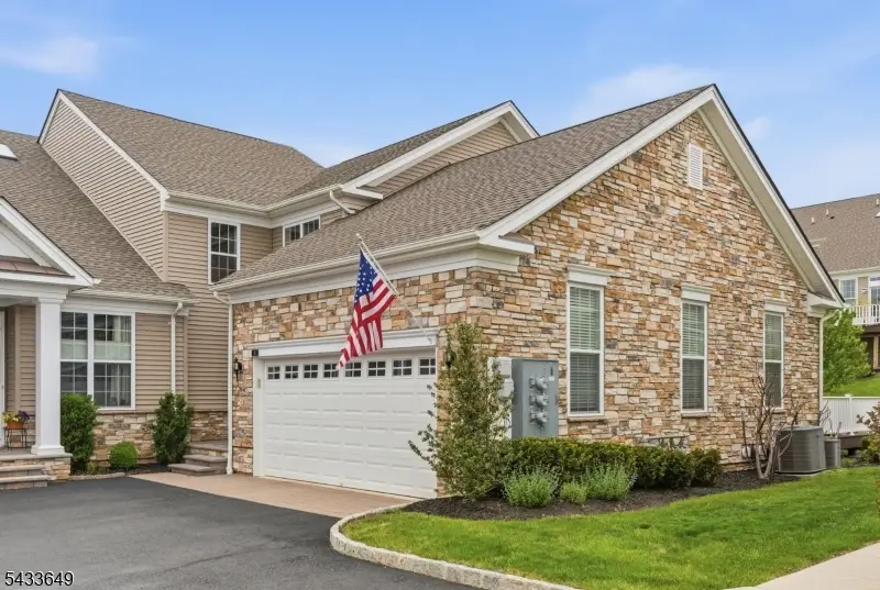 8 Van Cleef Dr, Readington, NJ 08889 - #3