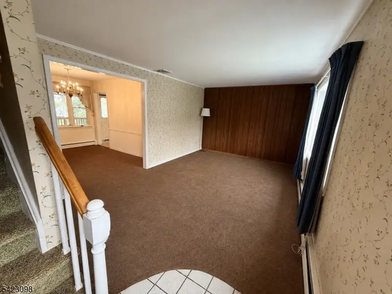 52 Burch Dr, Morris Plains, NJ 07950 - #3