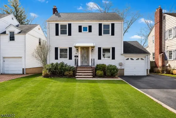 49 Amherst Pl, Livingston Twp., NJ 07039