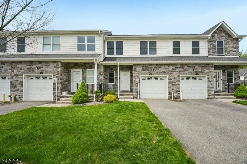 26 Decroce Ct, Troy Hills, NJ 07054 - #2