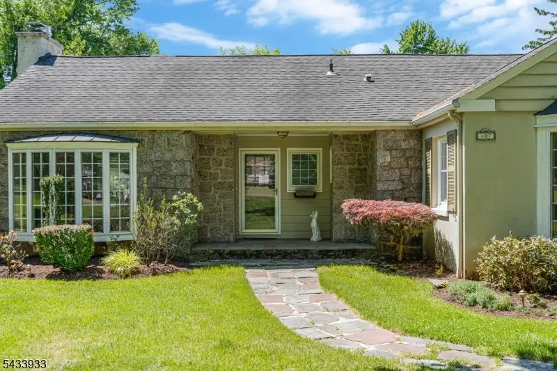 487 Knollwood Dr, Bridgewater, NJ 08807 - #3