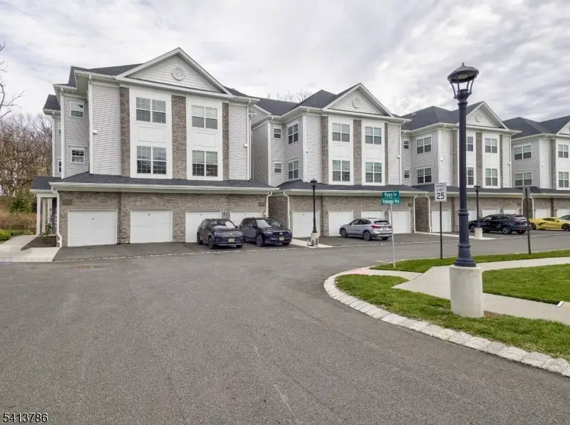 67 Veterans Way, Parsippany Troy Hills, NJ 07950 - #1