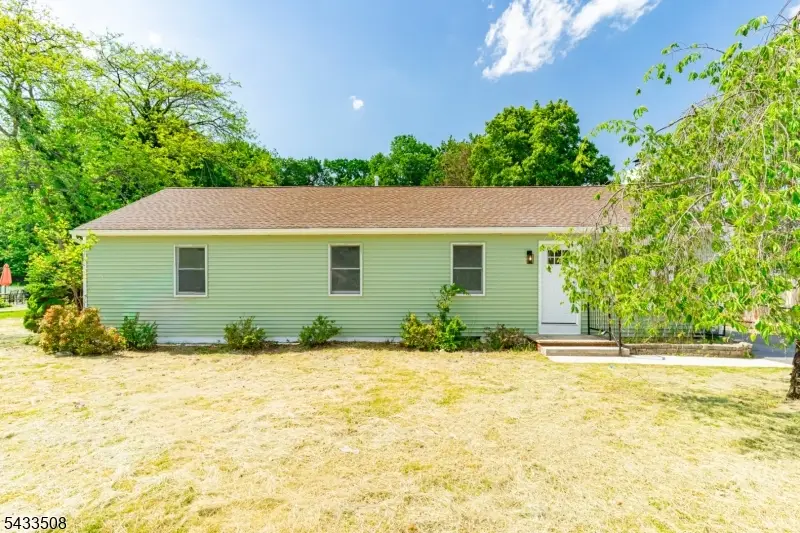 506 Warren St, Hackettstown, NJ 07840 - #3