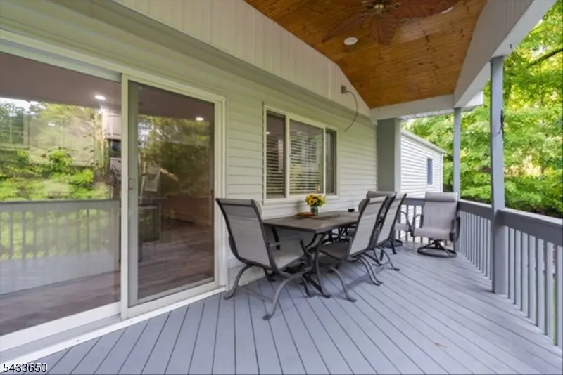 17 Foxhill Ln, Ringwood, NJ 07456 - #3