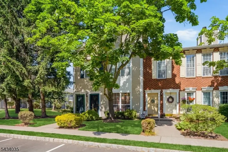 62 Gregory Ln #62, Franklin Park, NJ 08823 - #2