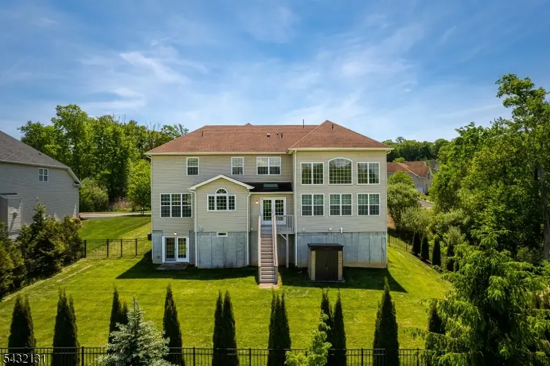 7 Heaton St, Budd Lake, NJ 07828 - #3