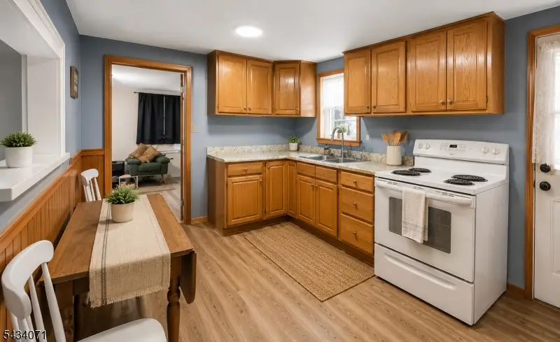 107 Oak Grove Rd, Raritan, NJ 08822 - #2