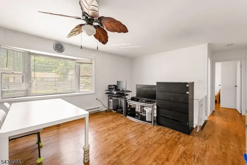 11 Tobyhanna Trl, Hopatcong, NJ 07843 - #2