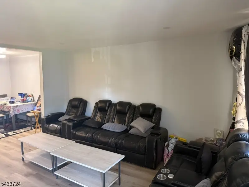 27 Melmore Gdns, East Orange, NJ 07017 - #2