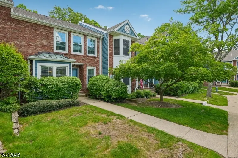 53 Woodledge Ct, Rockaway, NJ 07866 - #2