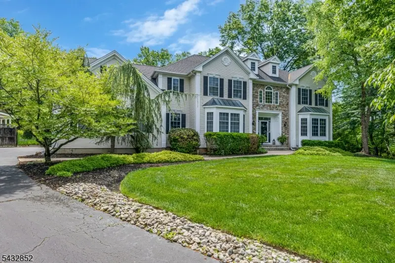 8 Yohn Dr, Bridgewater, NJ 08807 - #3