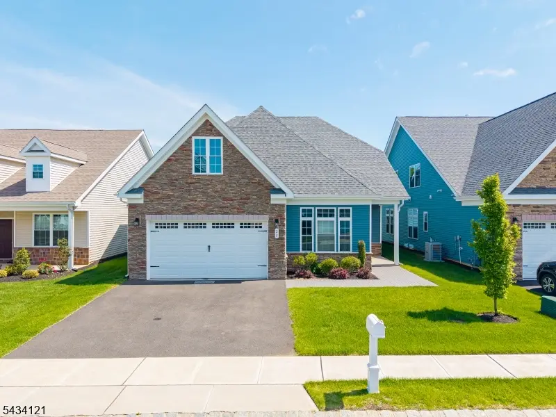 22 Samjan Cir, Robbinsville, NJ 08520 - #2